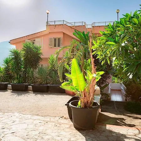 Sunseason - Panoramic View Apartment